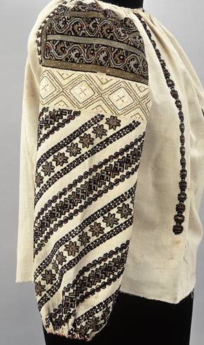 Chemise. Chernivtsi reg.