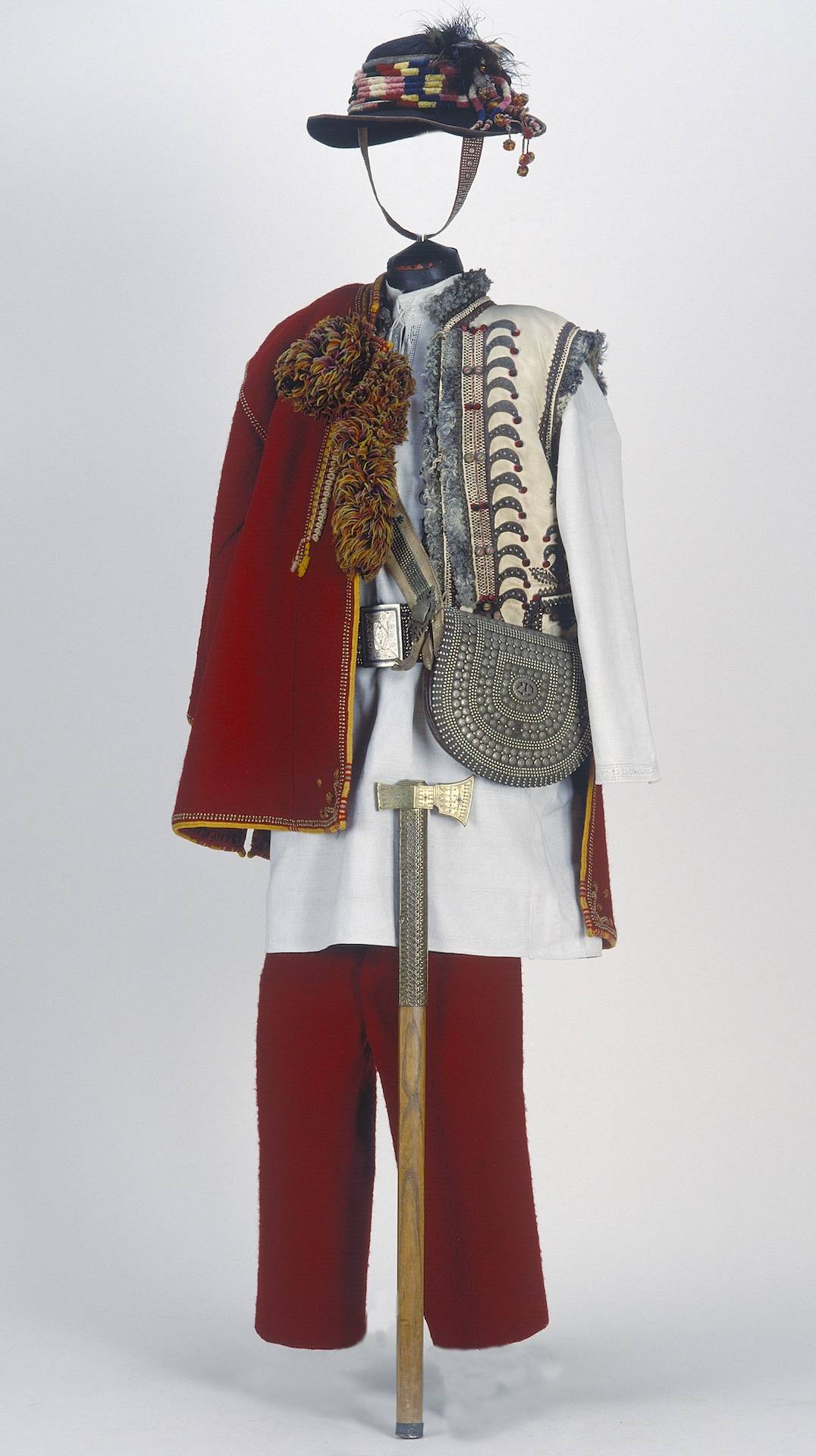 Чоловічий святковий одяг. Івано-Франківська обл.