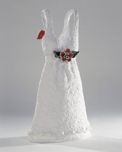 Неллі Ісупова (1939 р.н.). Скульптура «Янгол»