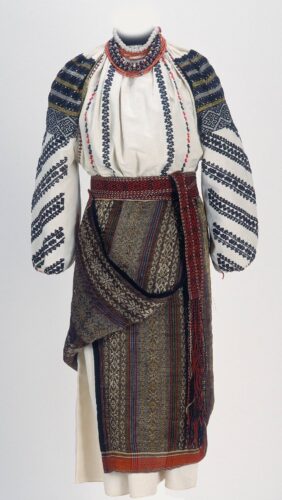 Жіночий святковий одяг. Чернівецька обл.